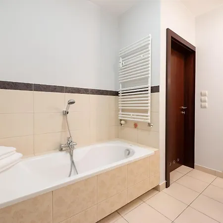 Mokotow Open Business By Bookinghost 바르샤바