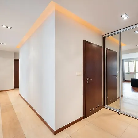 Mokotow Open Business By Bookinghost *